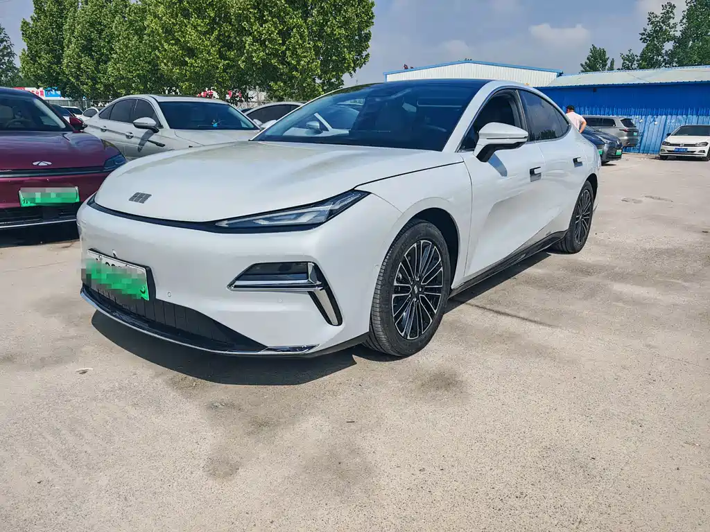 Galaxy Galaxy Xingyao 8 2025