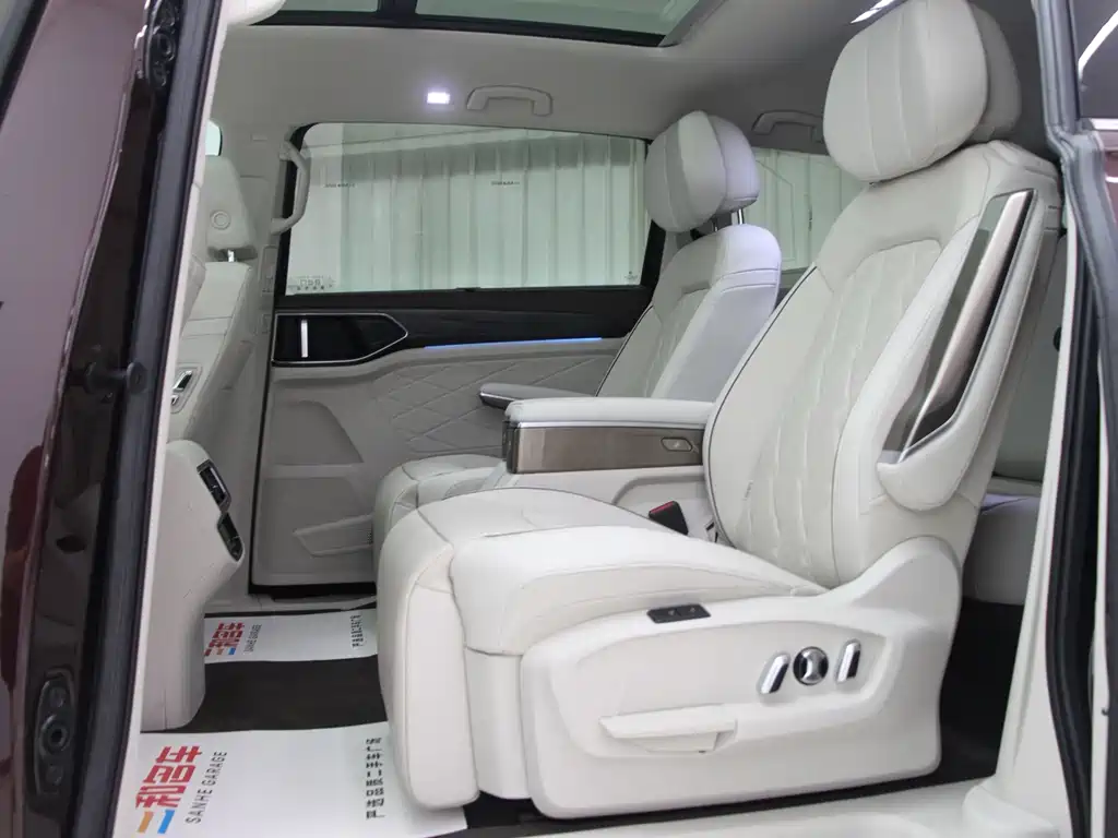 Volkswagen Viloran — миниатюра 11