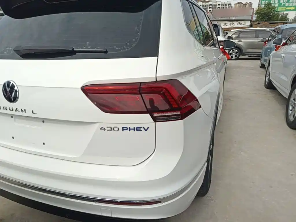 Volkswagen Tiguan L PHEV — миниатюра 8