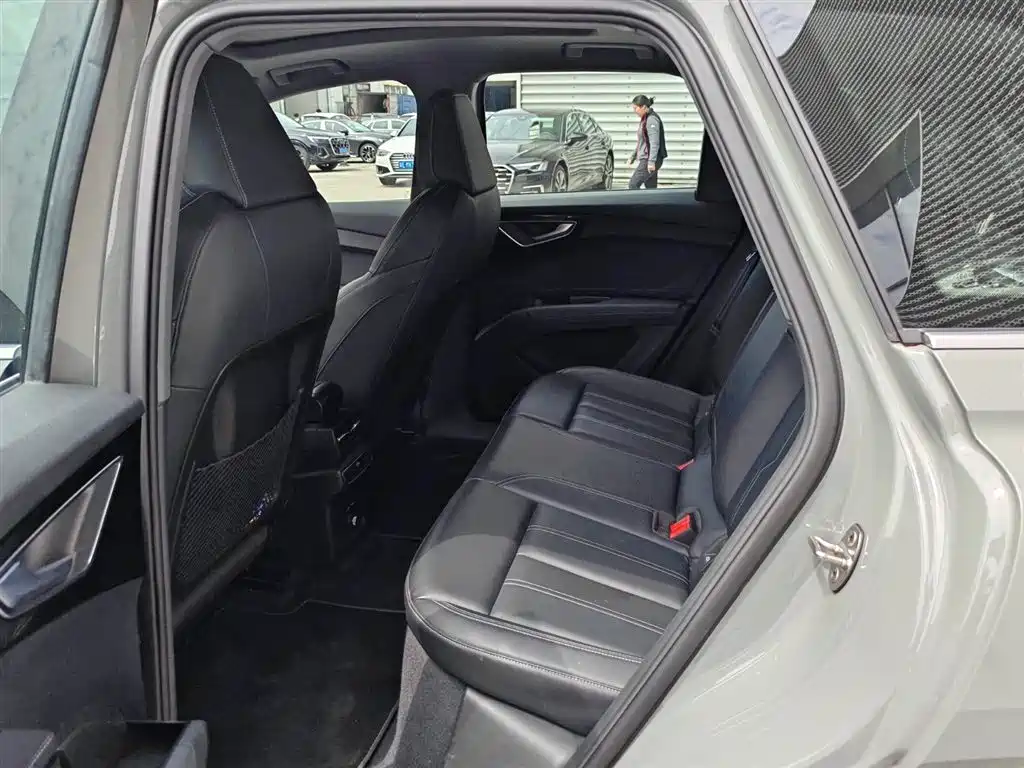 Audi Q4 e-tron 2024 40 e-tron