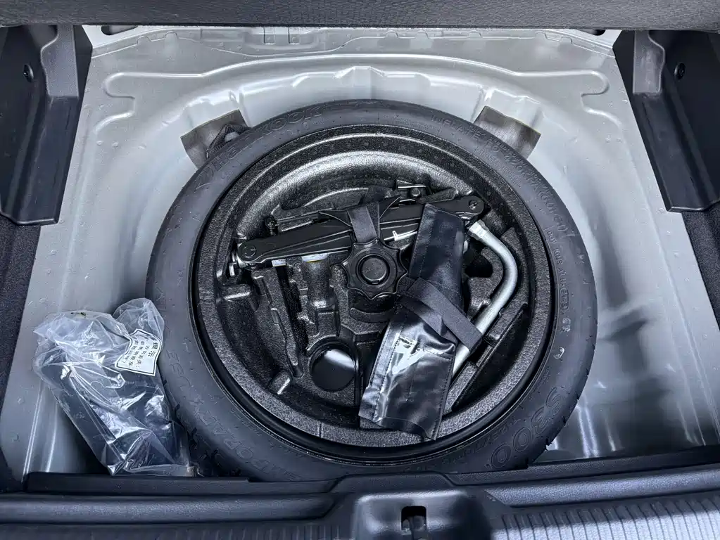 Audi Q2L — миниатюра 16