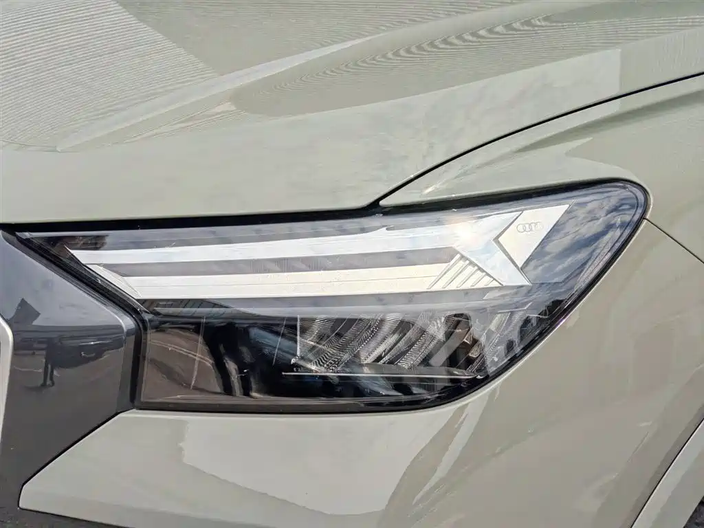 Audi Q4 e-tron 2024 40 e-tron