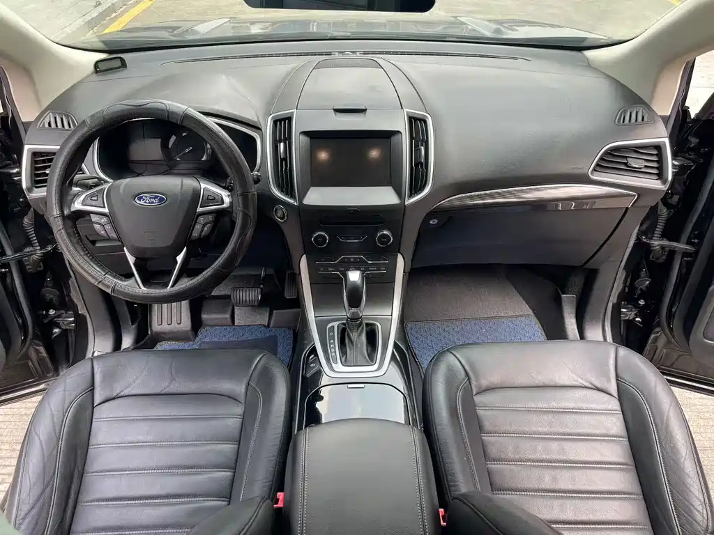 Ford Edge — миниатюра 8