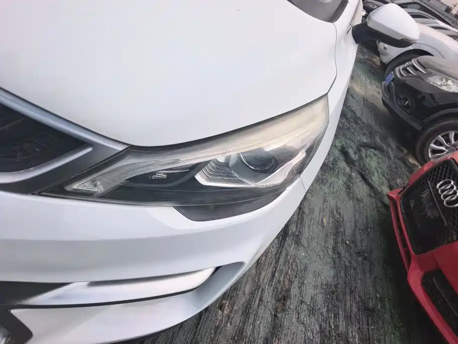 Geely Emgrand GS — миниатюра 5
