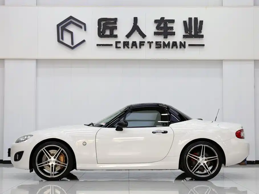 Mazda MX-5 — миниатюра 8