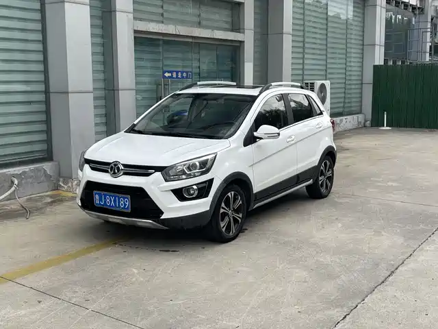 BAIC SHENBAO X25 2016