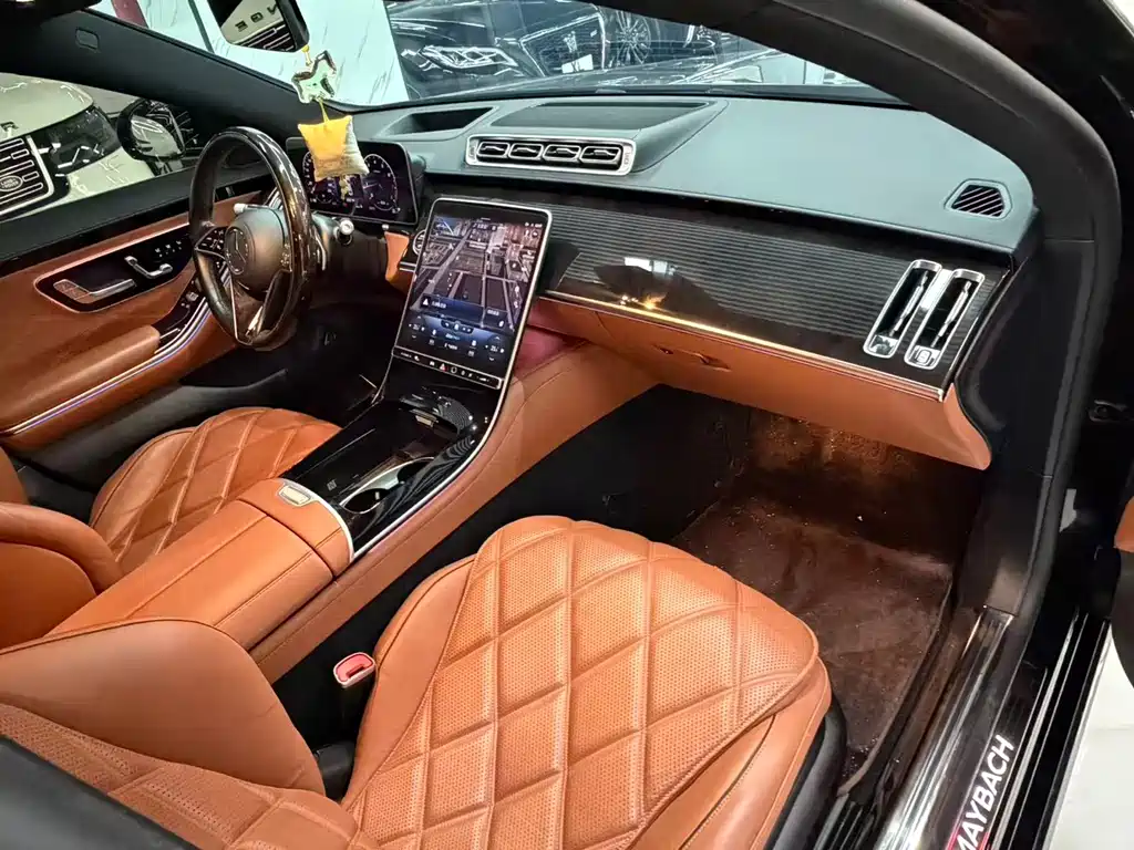 Mercedes-Benz S-Class — миниатюра 12
