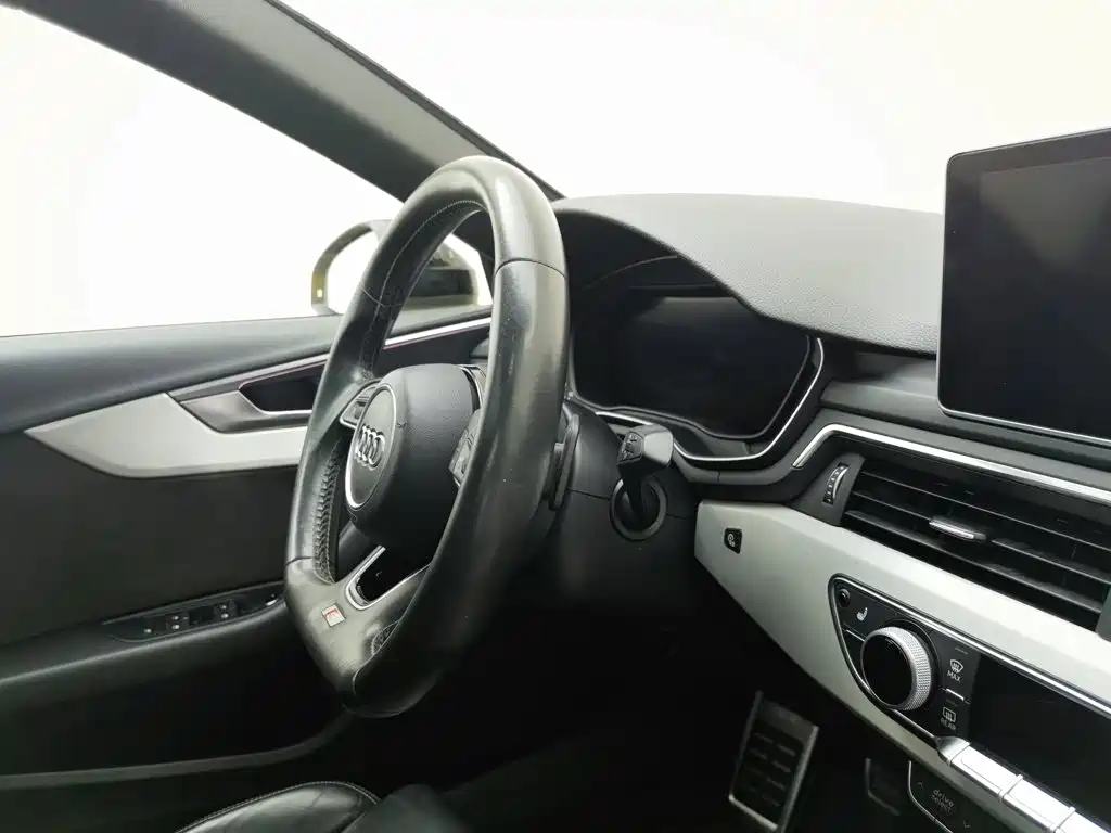Audi S4 — миниатюра 22
