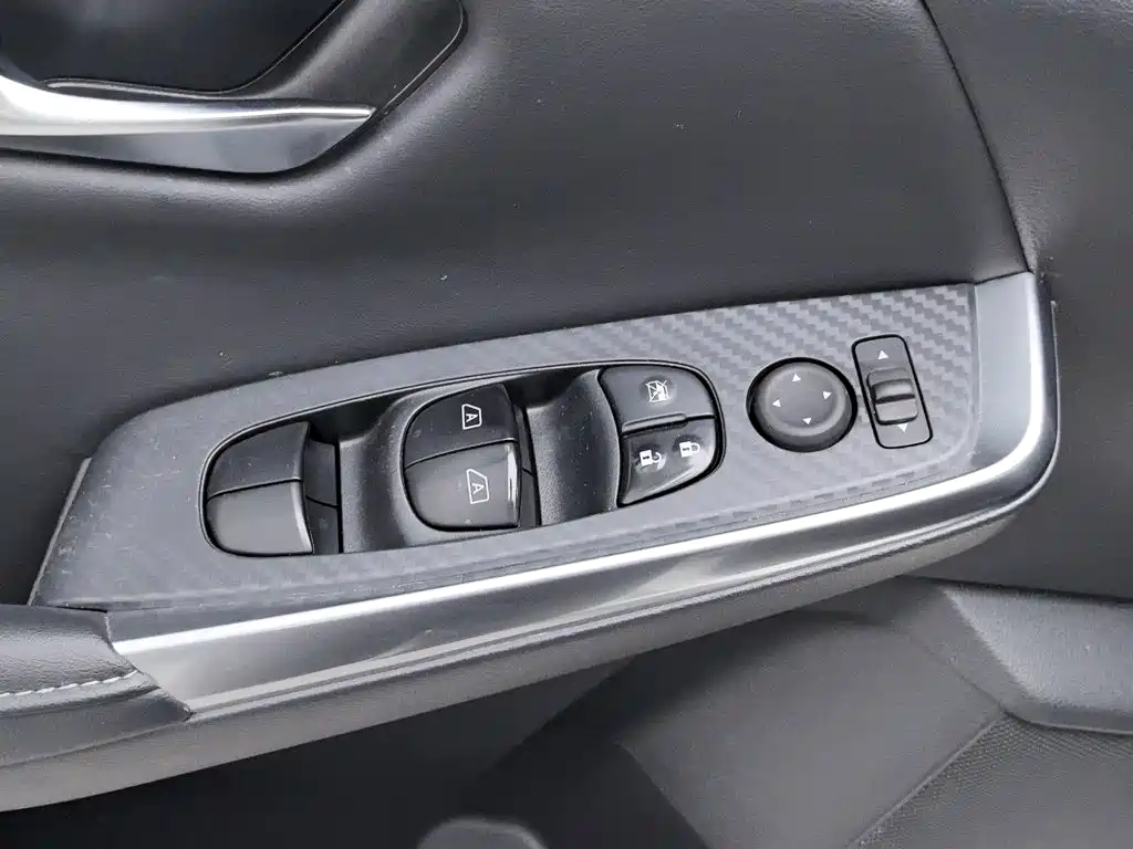 Nissan Sylphy — миниатюра 9