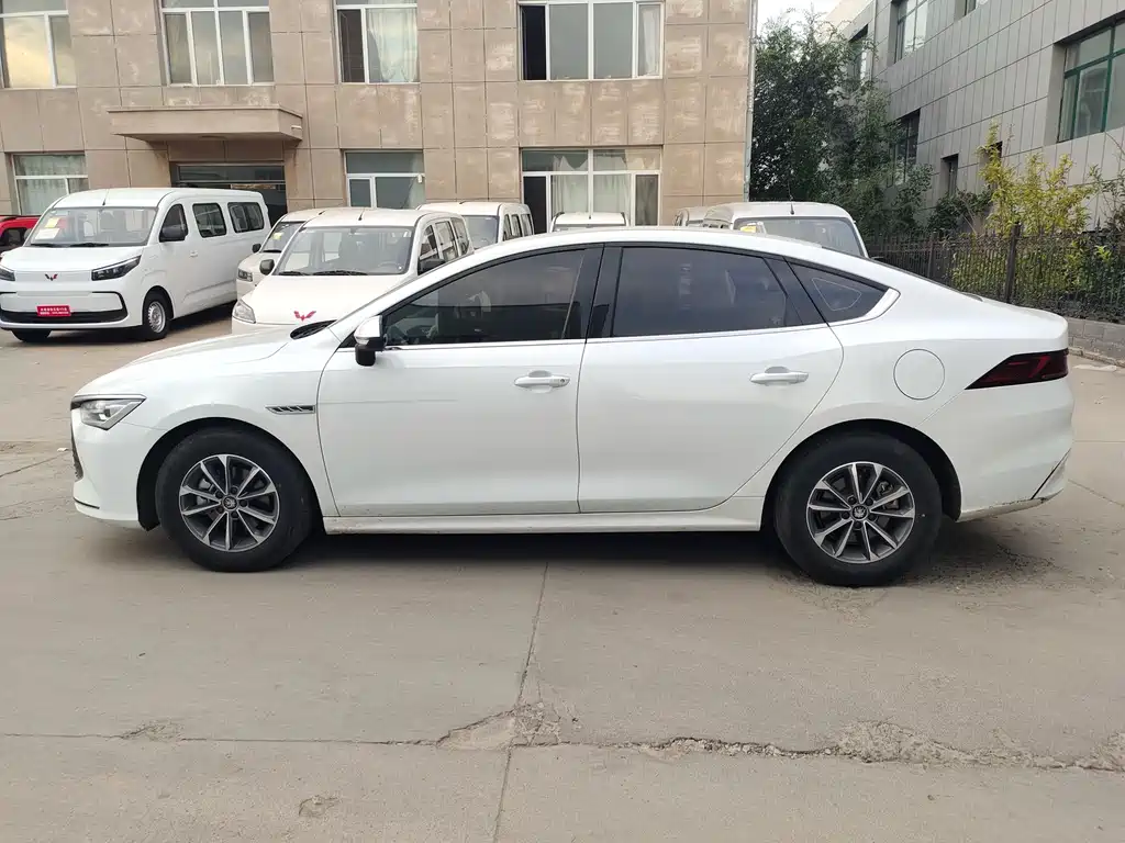 BYD Qin PLUS — миниатюра 5