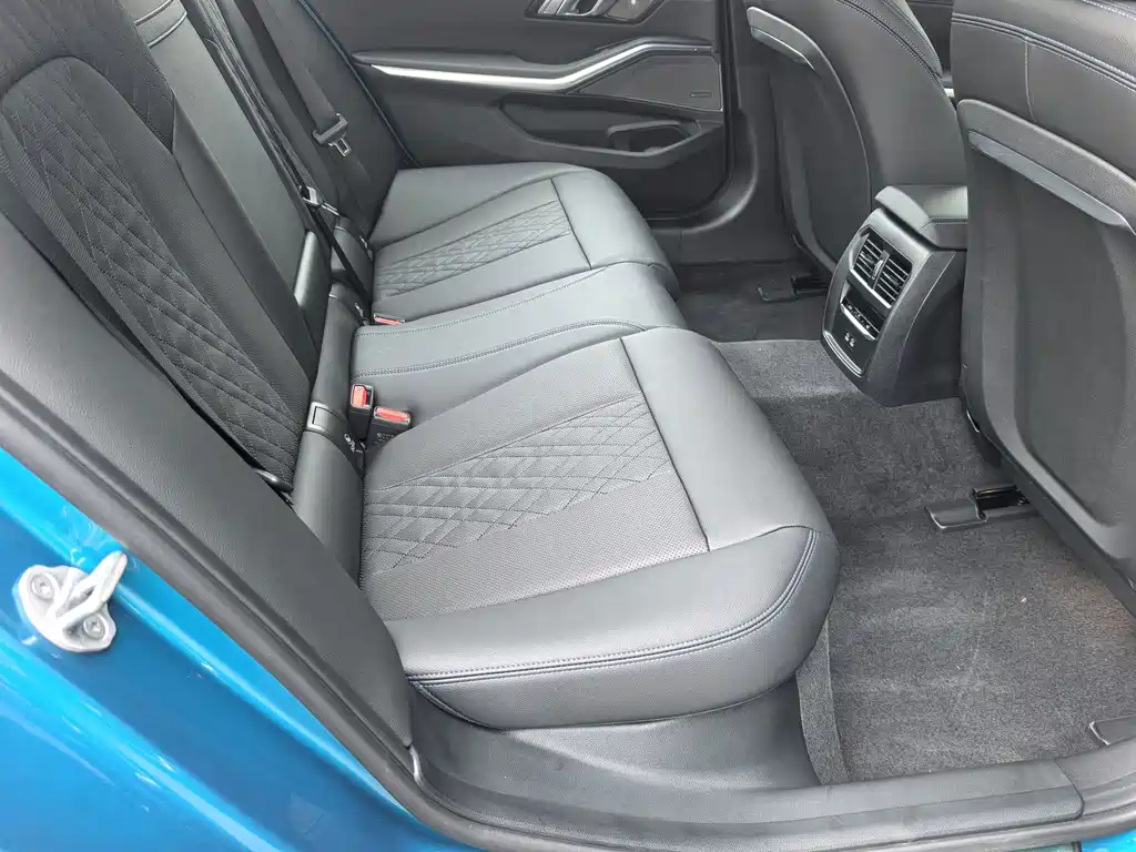 BMW i3 — миниатюра 14