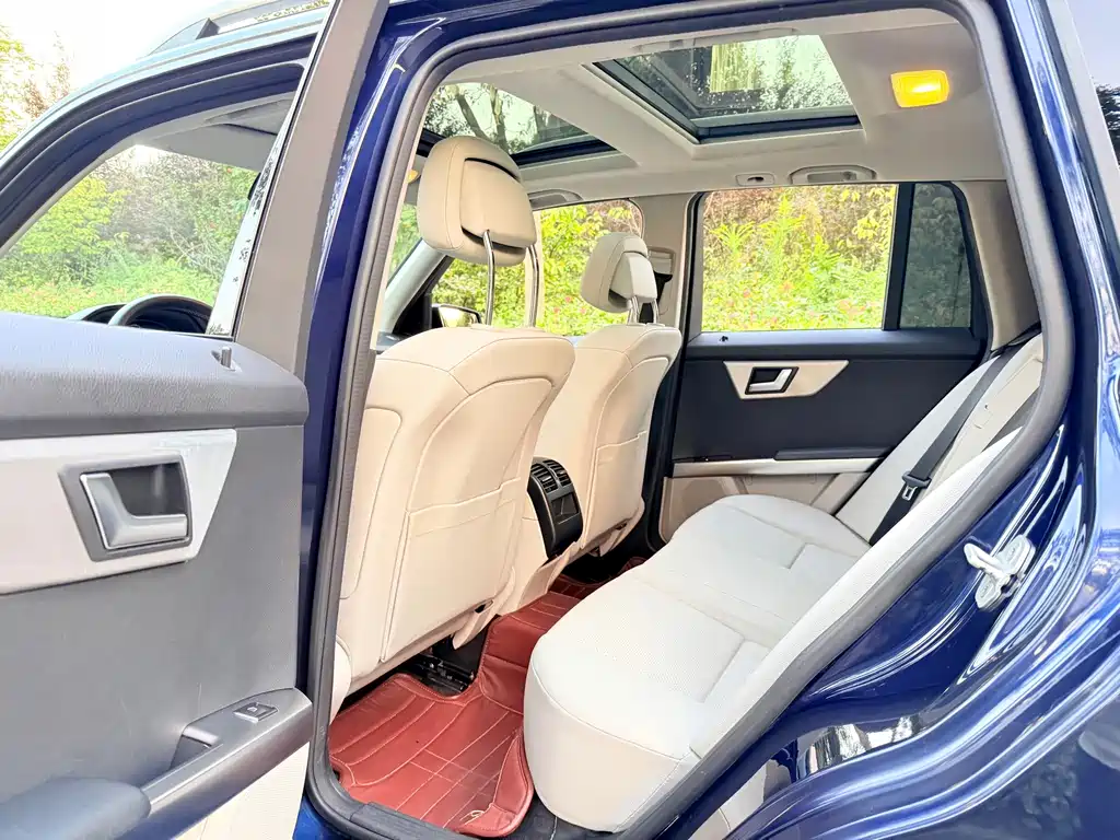 Mercedes-Benz GLK-Class — миниатюра 7