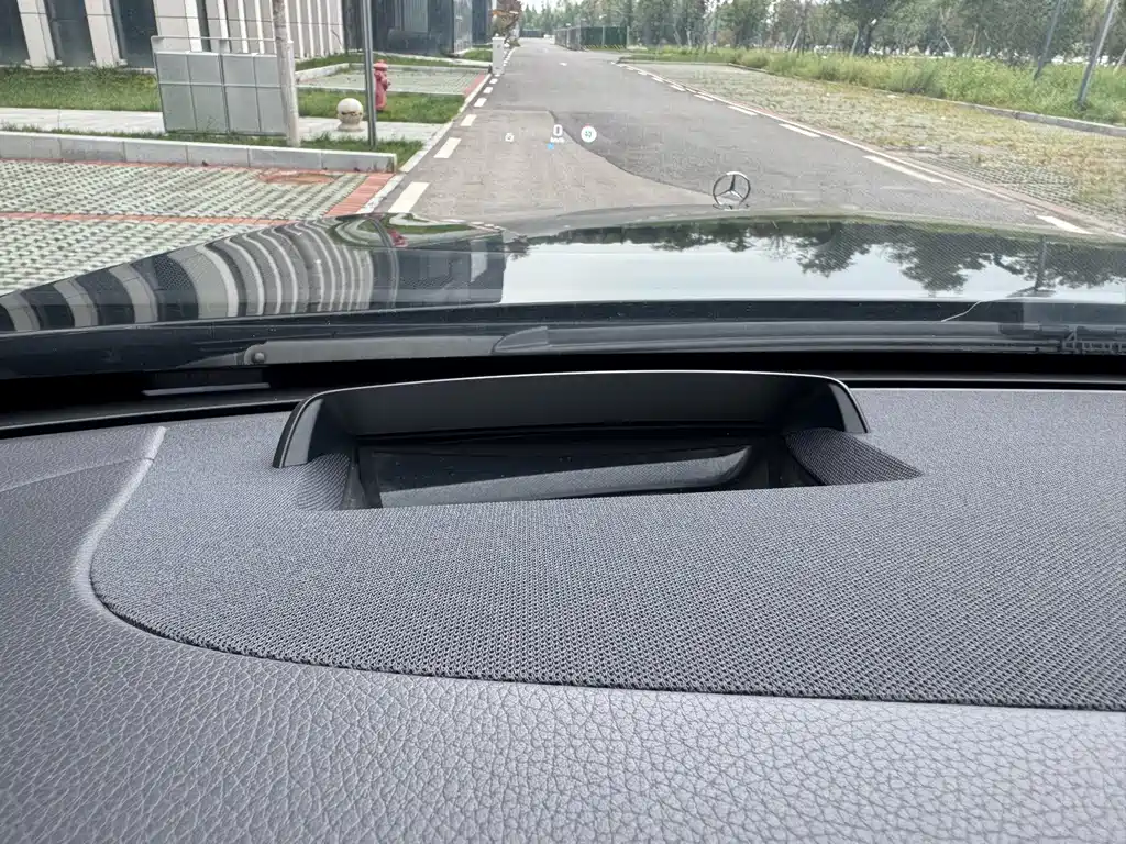 Mercedes-Benz S-Class — миниатюра 4