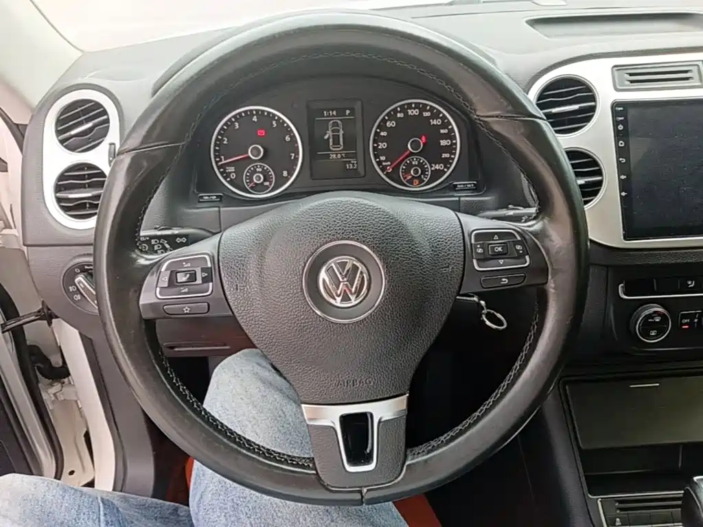 Volkswagen Tiguan — миниатюра 11