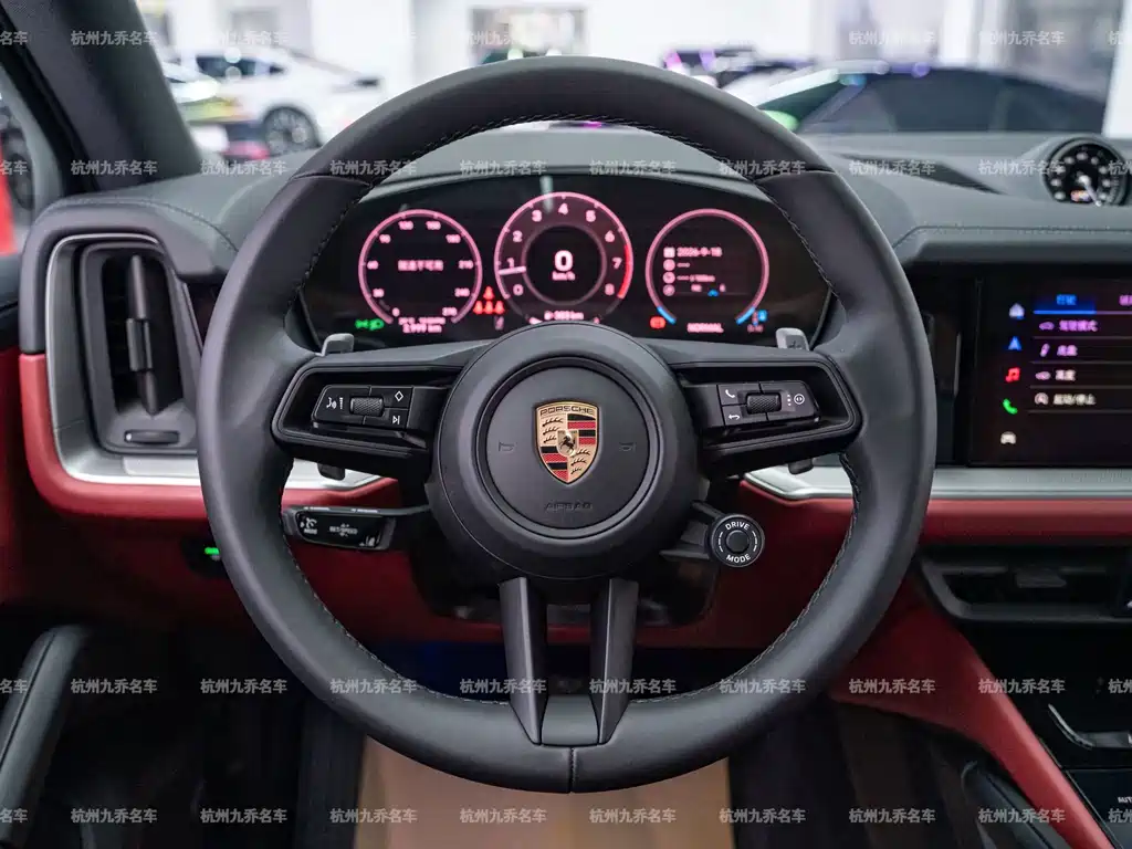 Porsche Cayenne — миниатюра 14