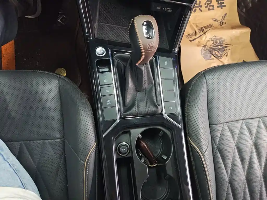Volkswagen Passat — миниатюра 14