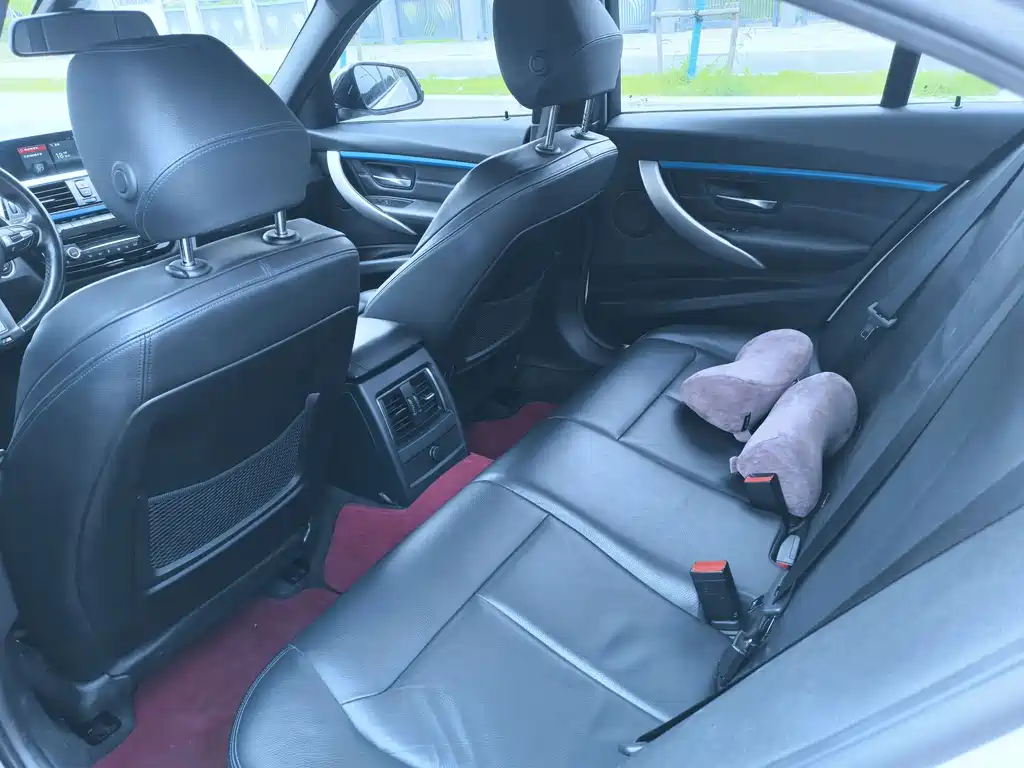 BMW 3 Series — миниатюра 5
