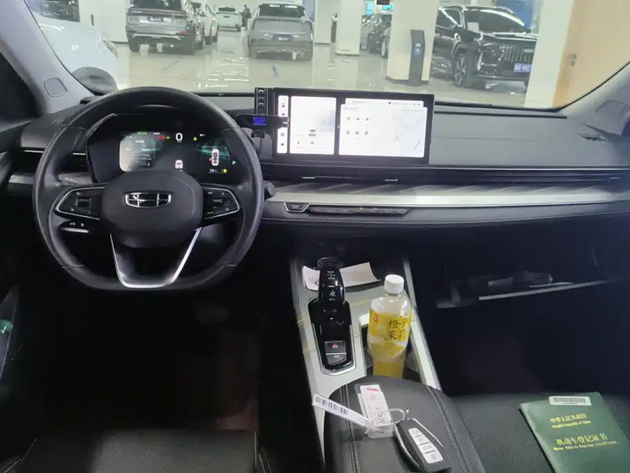 Geely L HiP — миниатюра 12
