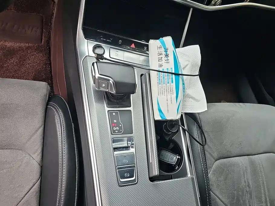 Audi A6L — миниатюра 16