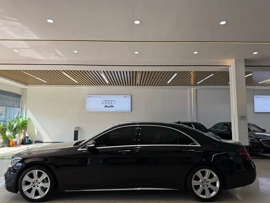 Mercedes-Benz S-Class — миниатюра 3