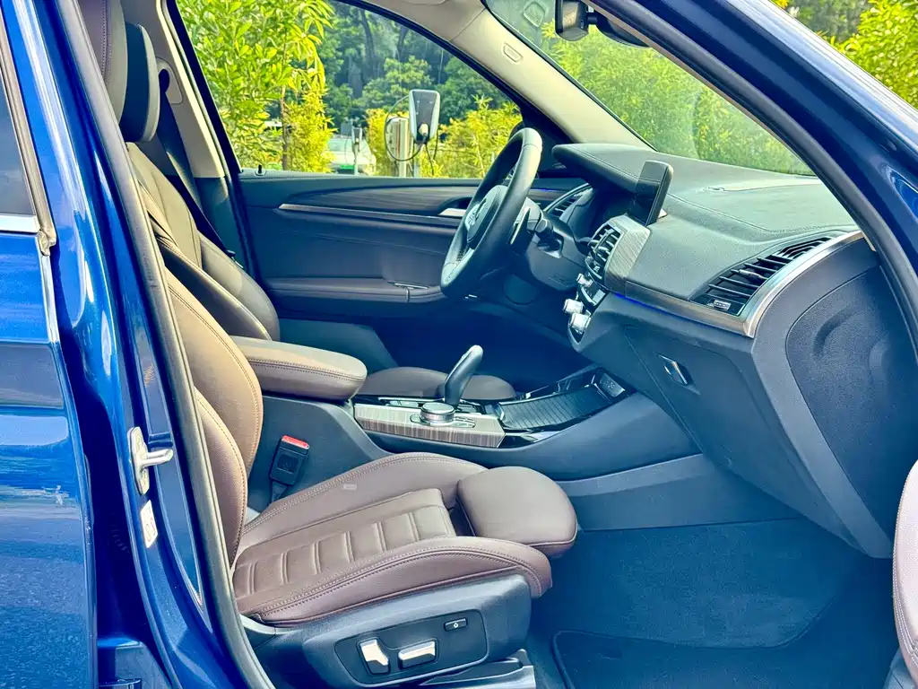 BMW X3 — миниатюра 7