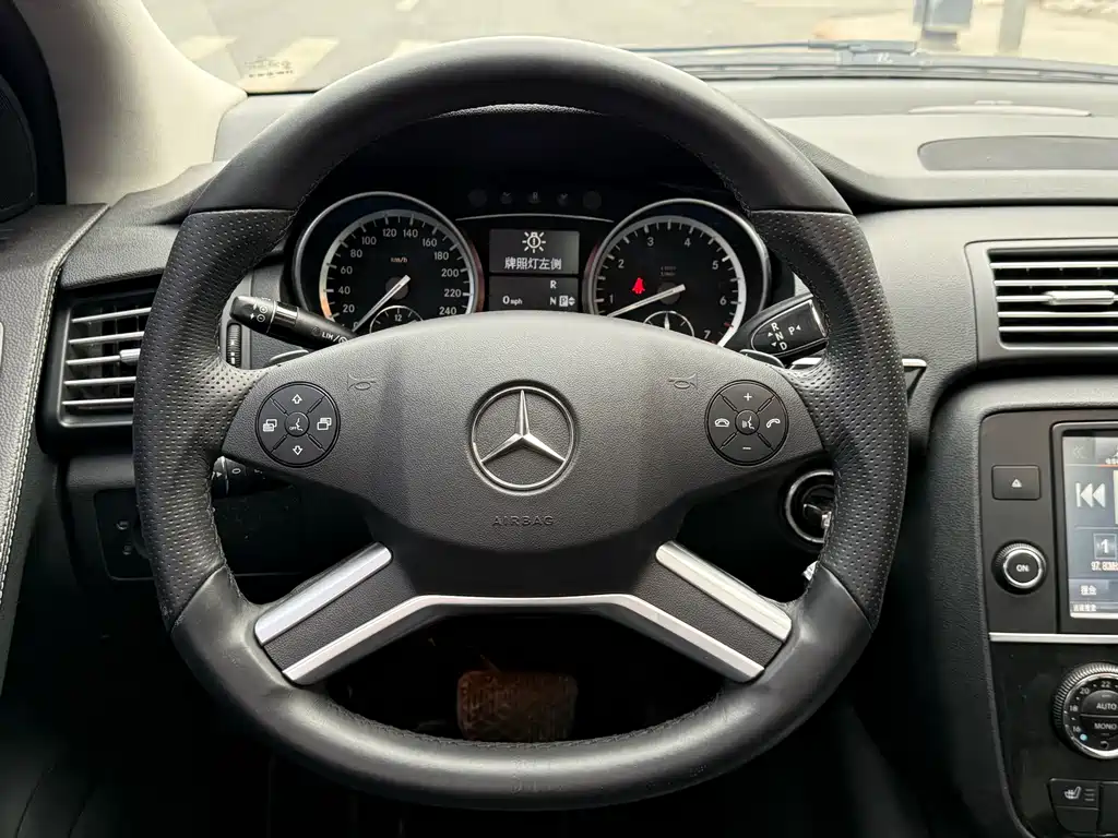 MERCEDES-BENZ R CLASS