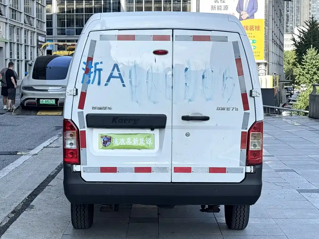 Karry Jiangtun E7 — миниатюра 8