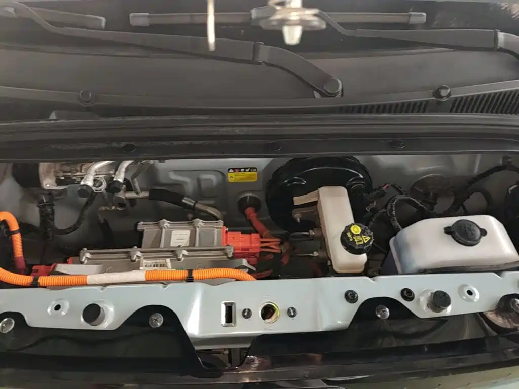 Wuling MINIEV — миниатюра 20