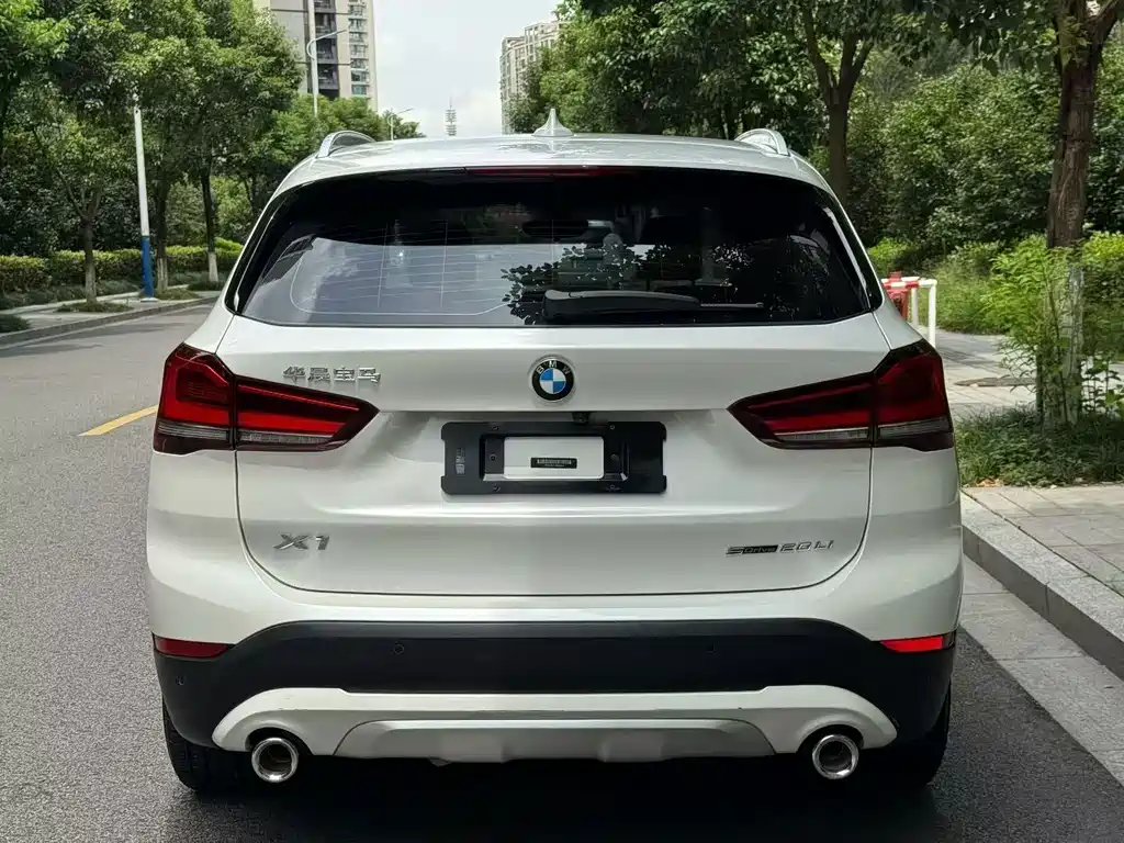 BMW X1 — миниатюра 9