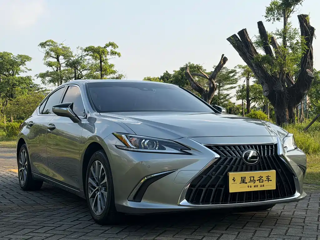 Lexus ES — миниатюра 3