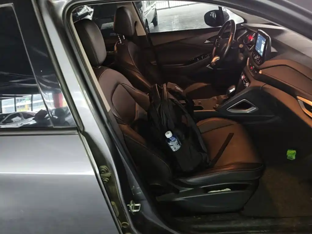 Chevrolet Volando — миниатюра 25
