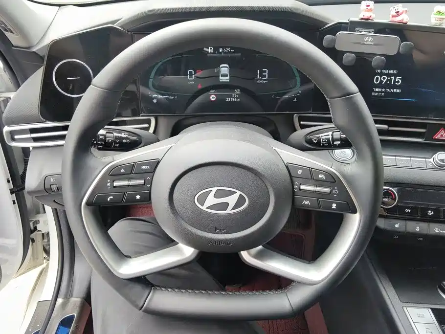Hyundai Elantra 2025 Белый из Китая, фото 5