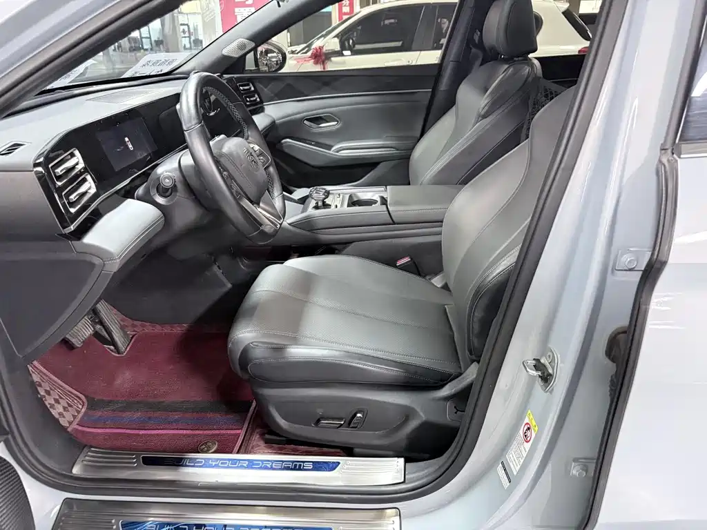 BYD Qin L — миниатюра 8