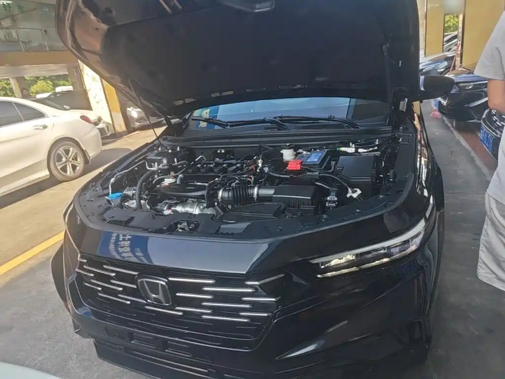 Honda Accord — миниатюра 20
