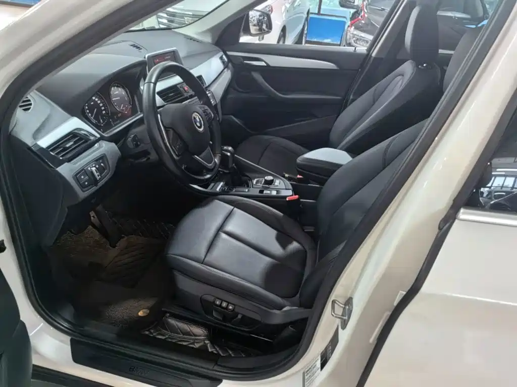 BMW X1 — миниатюра 15