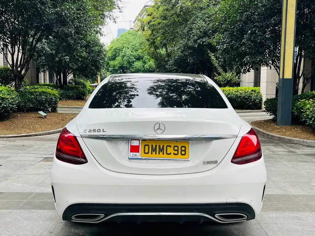 Mercedes-Benz C-Class — миниатюра 14