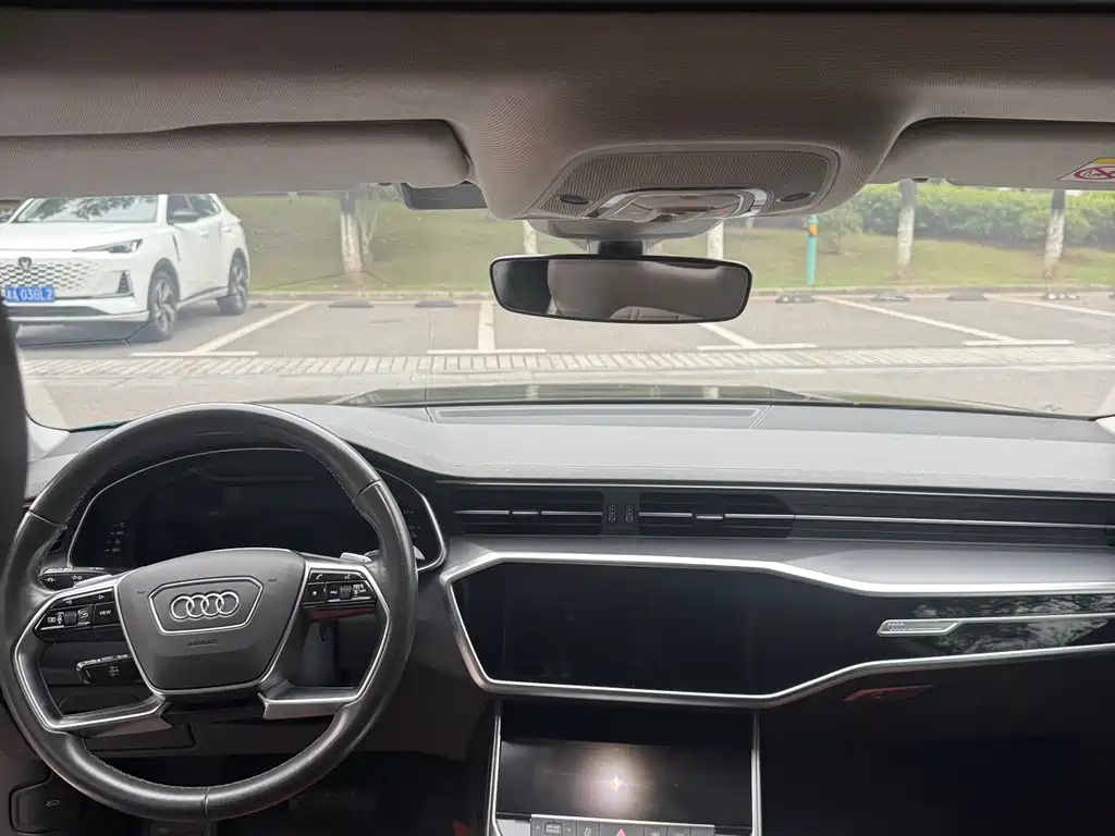 Audi A7L — миниатюра 11