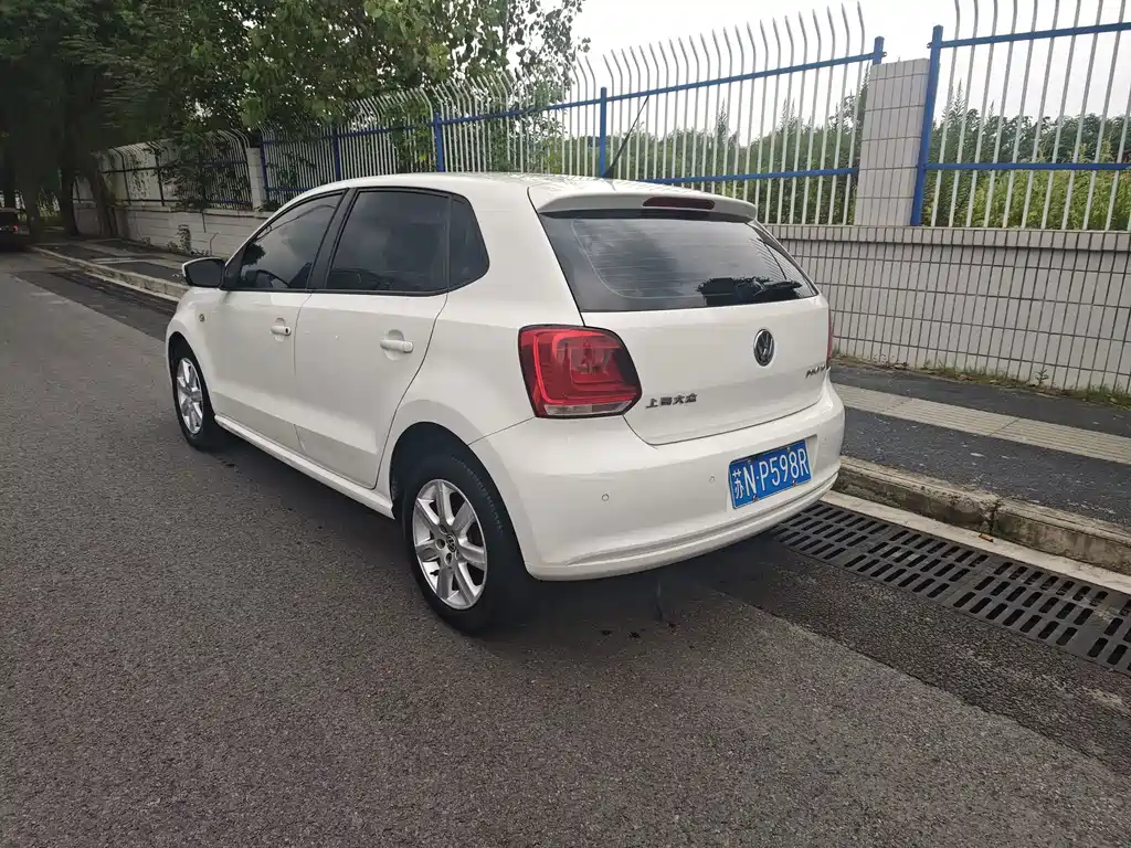 Volkswagen Polo — миниатюра 7