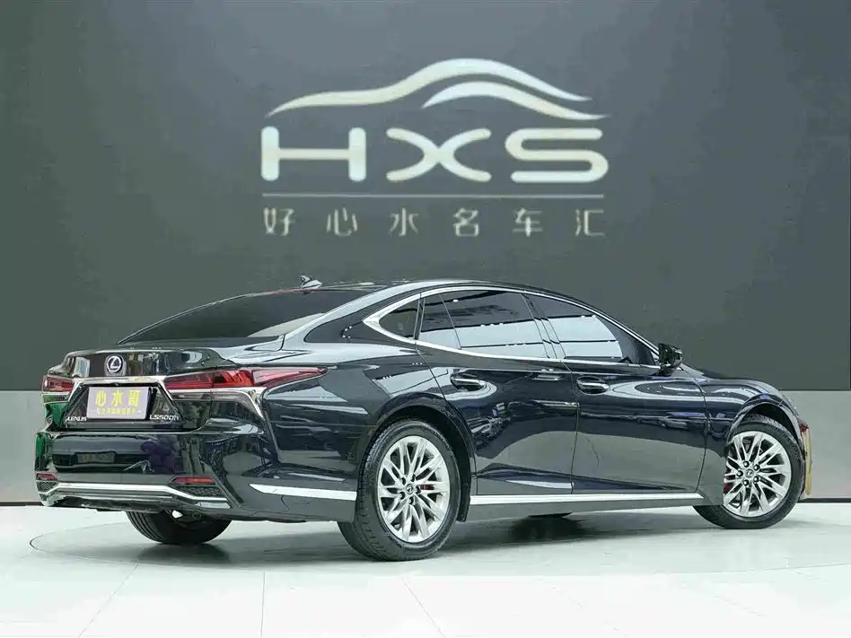Lexus LS — миниатюра 4
