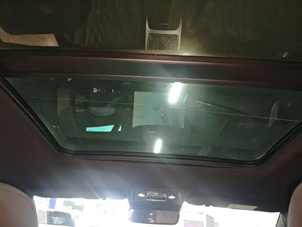 BYD Seal — миниатюра 18