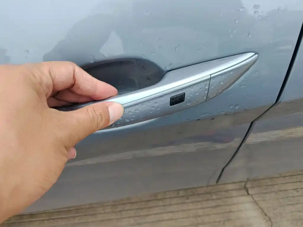 Hyundai Elantra — миниатюра 2