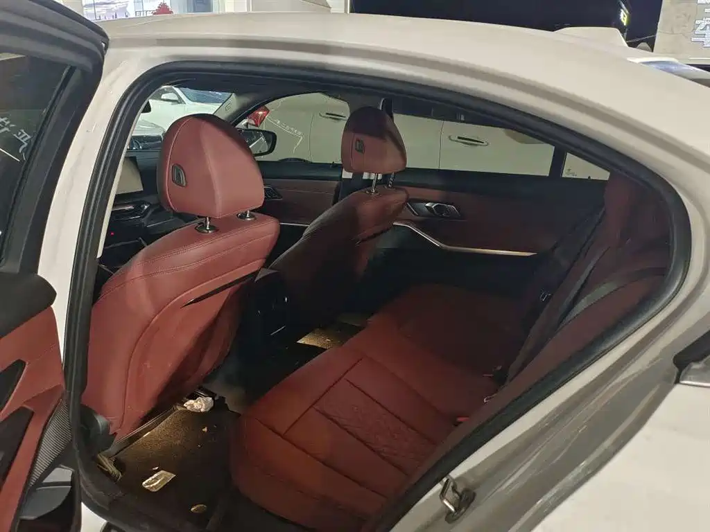 BMW 3 Series — миниатюра 7