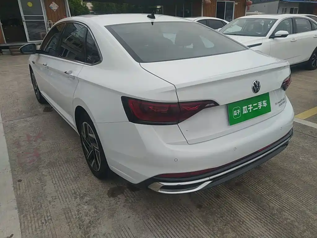 Volkswagen Sagitar — миниатюра 5