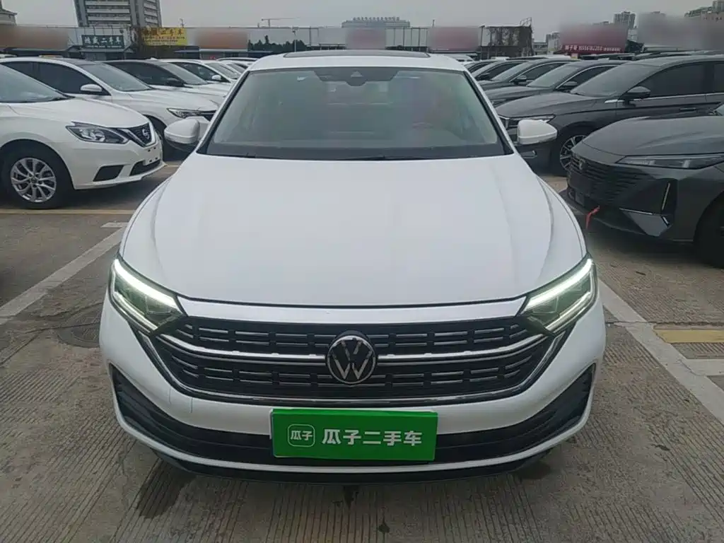 Volkswagen Sagitar — миниатюра 3
