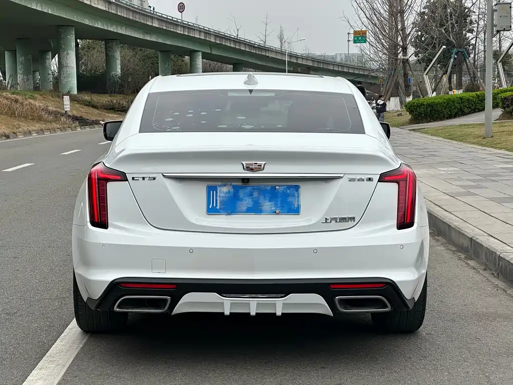 CADILLAC CT5
