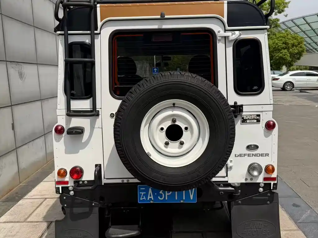 Land Rover  - фото 6