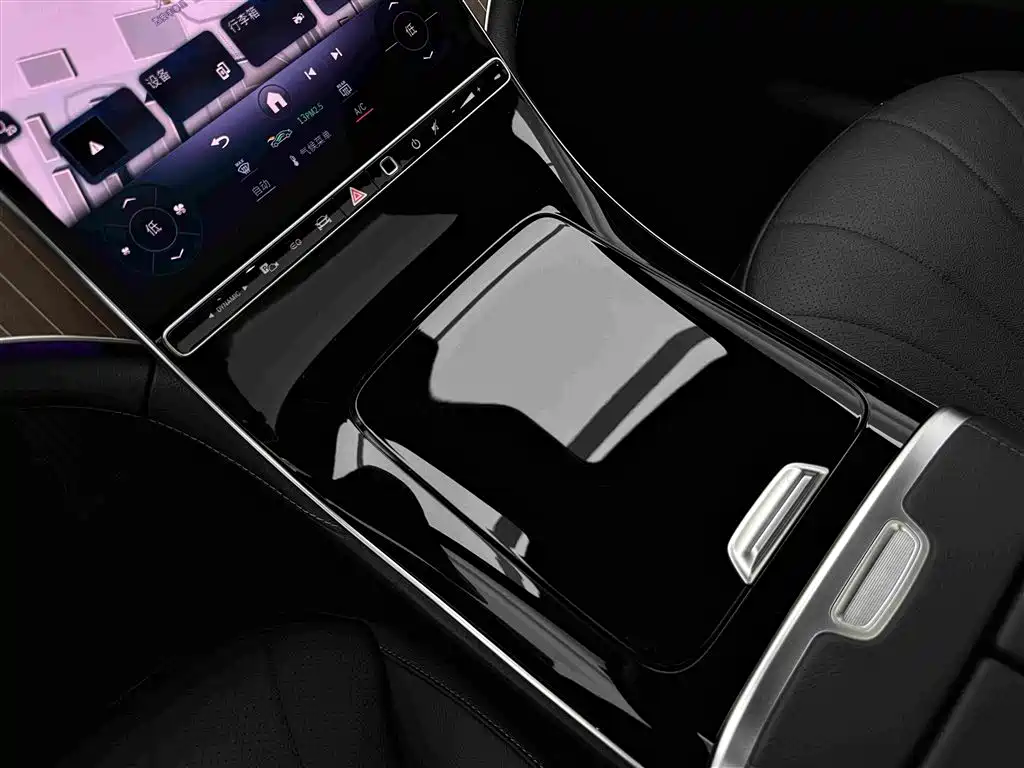 Mercedes-Benz EQE — миниатюра 12