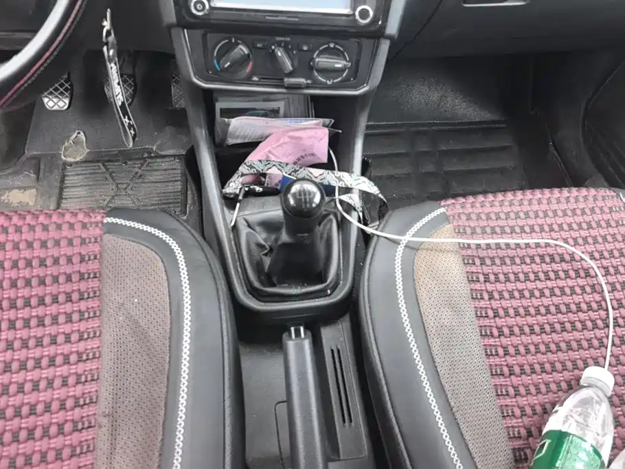 Volkswagen Santana — миниатюра 16