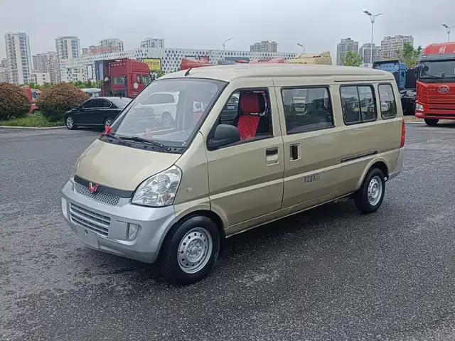 2013 Wuling Motors Rongguang