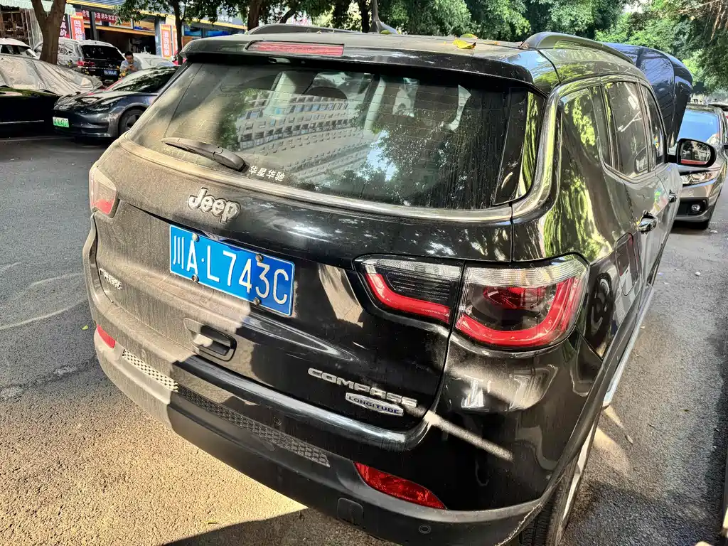 Jeep Compass — миниатюра 2